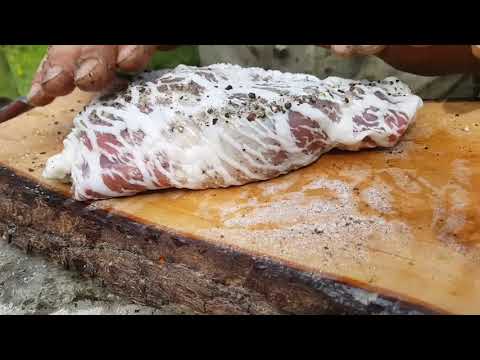 Rib eye steak in pork caul fat - საქონლის ანტრეკოტის სტეიკი ღორის ბადექონში
